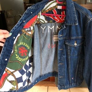 Tommy Hilfiger men’s (women’s) denim jacket